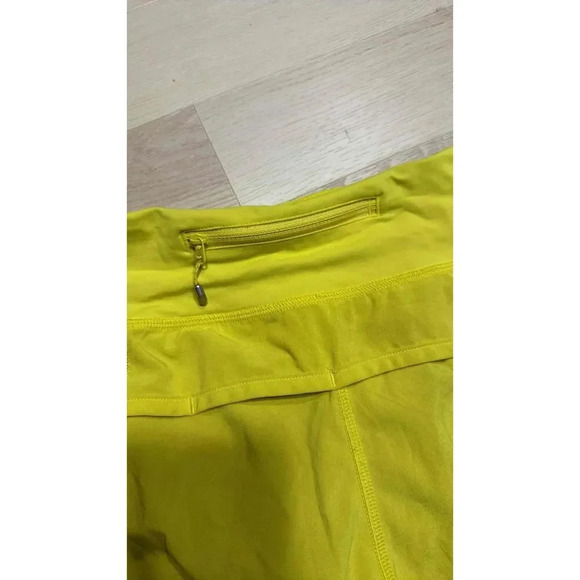 Lululemon Speed Up Casual Shorts Womens Yellow Zipper Front Pockets Size 6 - Picture 5 of 5